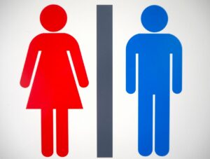 貸切バスの車両によってはトイレがついているタイプがあります。