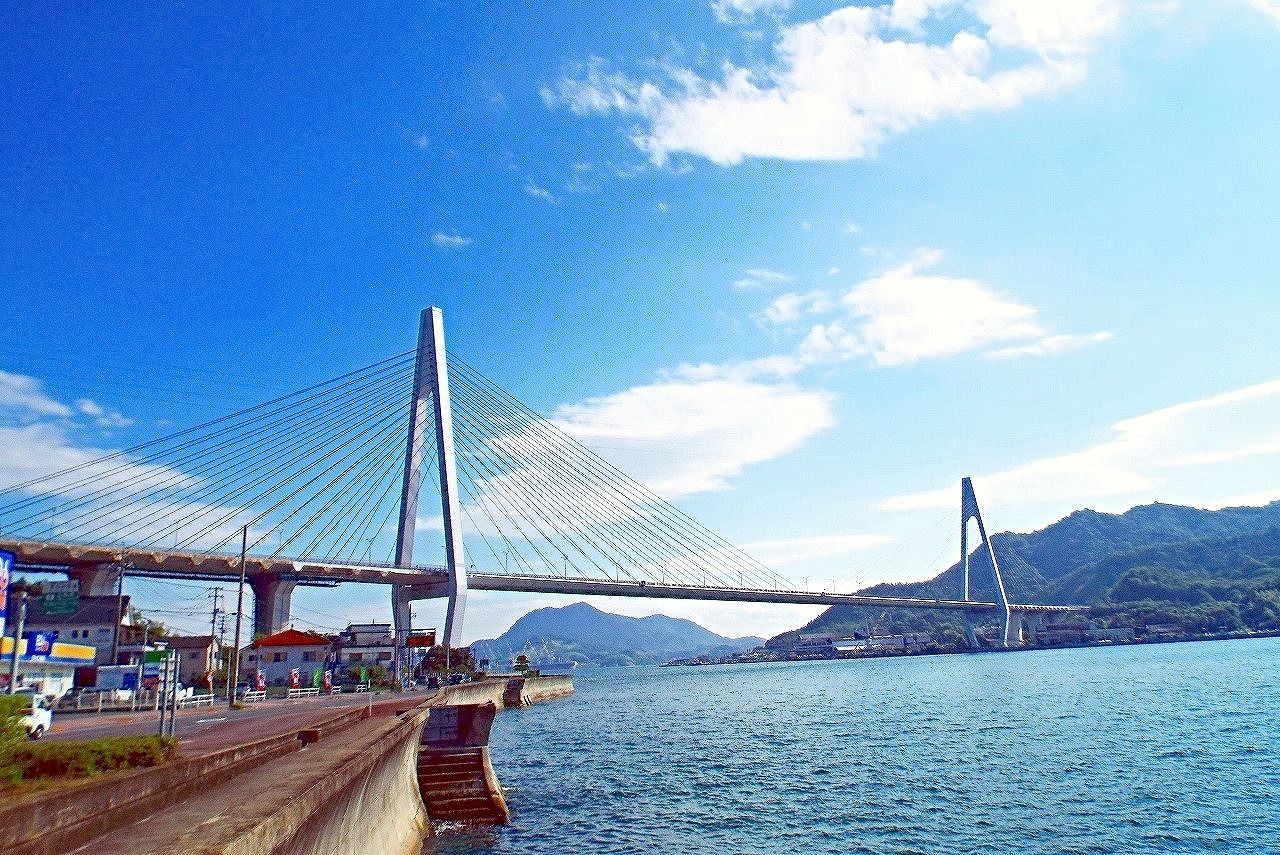 広島発着、貸切バスで行く！しまなみ海道・因島＆生口島の歴史と発酵を巡る団体旅行日帰りモデルコース