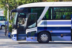 貸切バスに乗って広島観光しよう！団体旅行、社員旅行、町内会旅行、親睦旅行、視察旅行、研修旅行など、どのような旅行もお任せください。