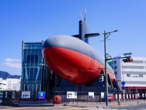 広島県呉市にあるてつのくじらは、貸切バス利用の団体旅行でも人気の観光施設です。